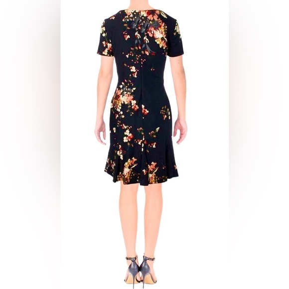 Lauren Ralph Lauren Navy Floral A-Line Knee-Length Short Sleeve Dress, M (10) - Picture 3 of 16